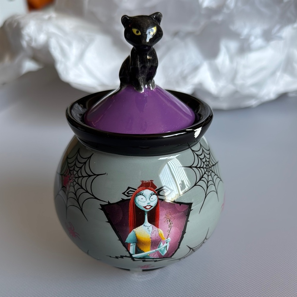 Nightmare Before Christmas Jar with Black Cat Lid